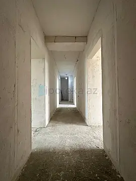 Satılır 4 otaqlı köhnə tikili 110 m²