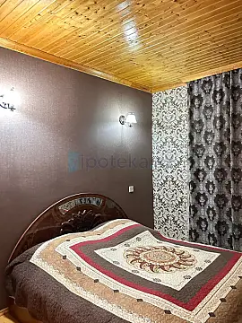 Satılır 4 otaqlı həyət evi 260 m²
