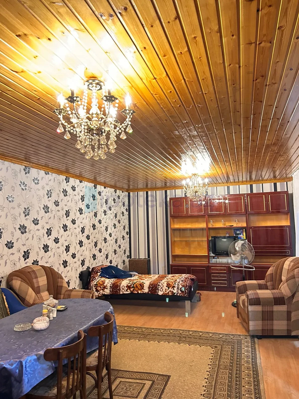 Satılır 4 otaqlı həyət evi 260 m²