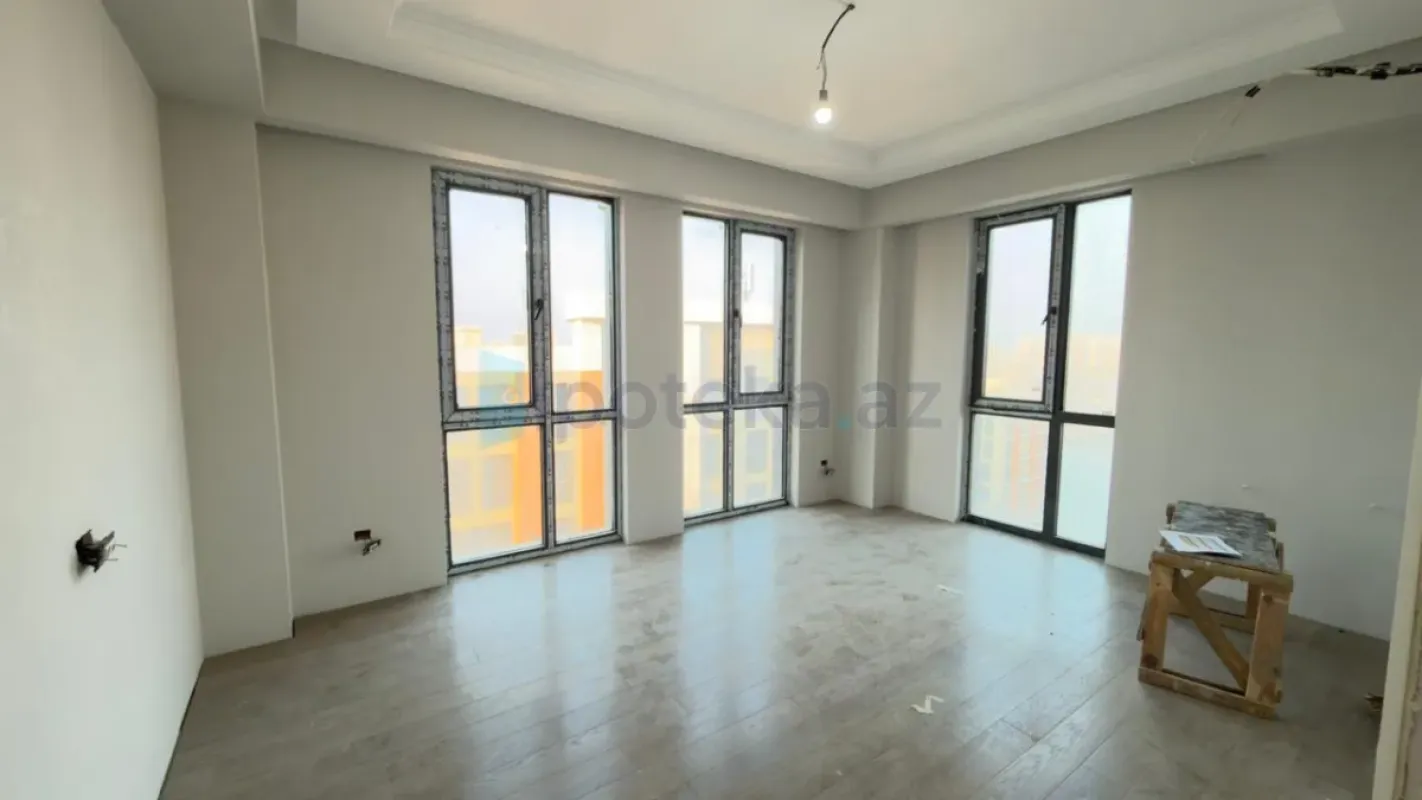 Satılır 2 otaqlı yeni tikili 56 m²