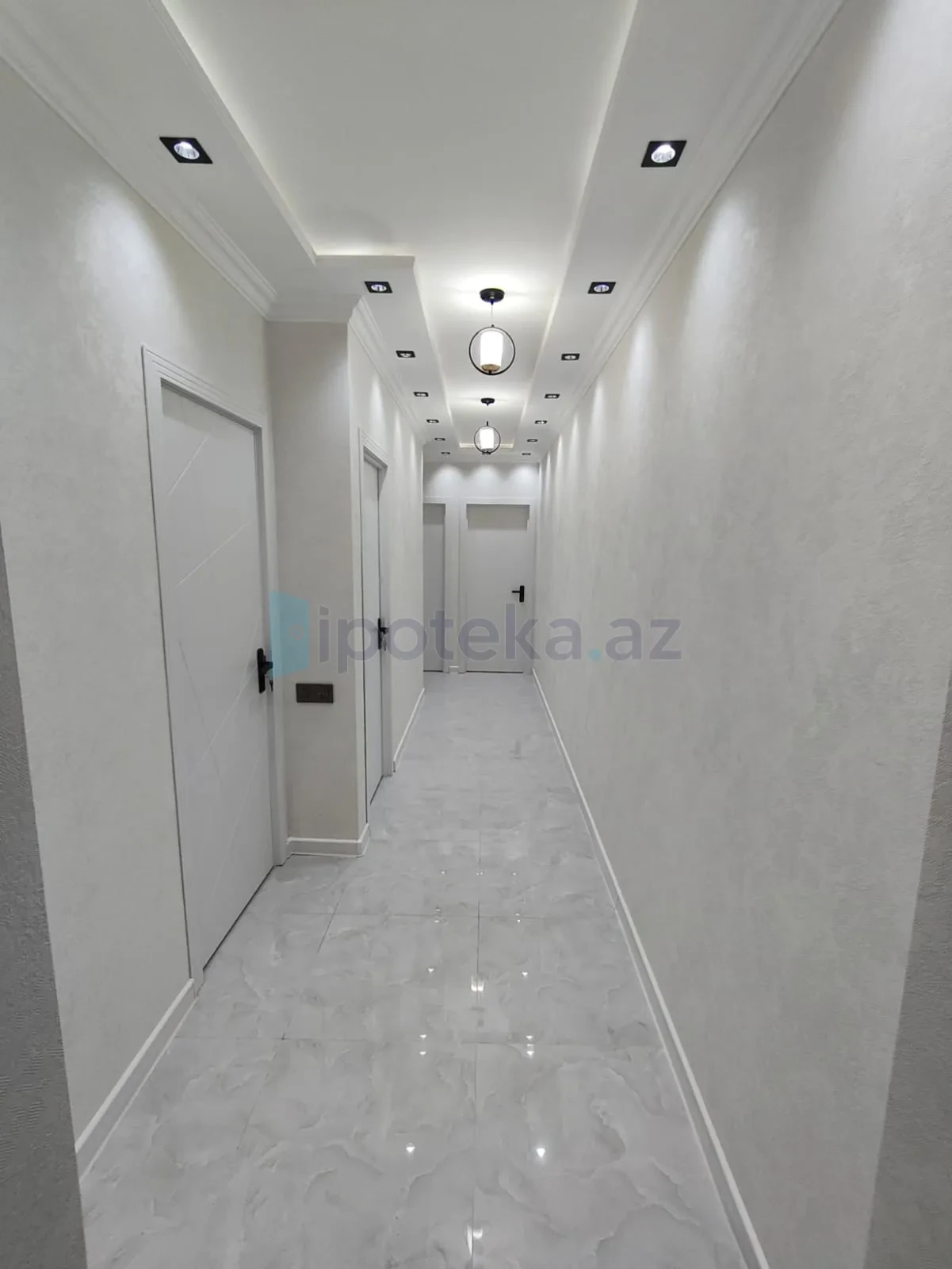 Satılır 2 otaqlı yeni tikili 74 m²