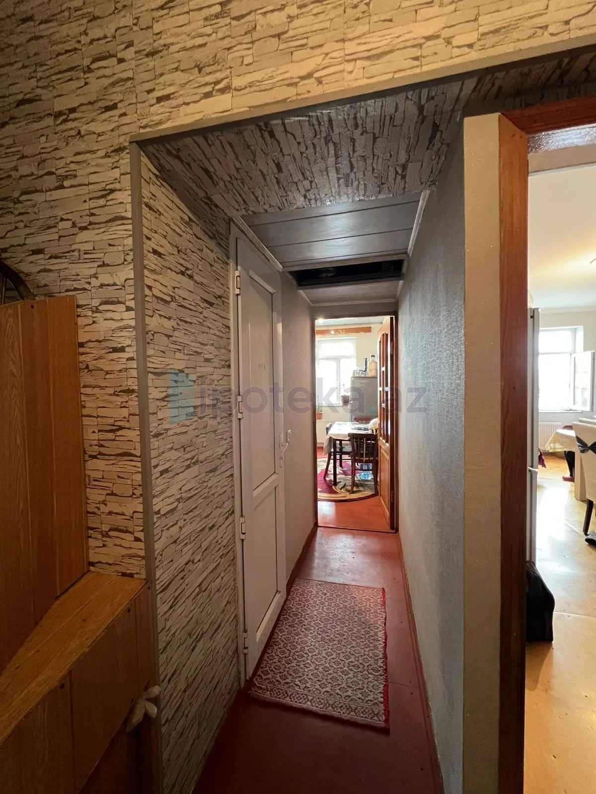Satılır 4 otaqlı köhnə tikili 112 m²