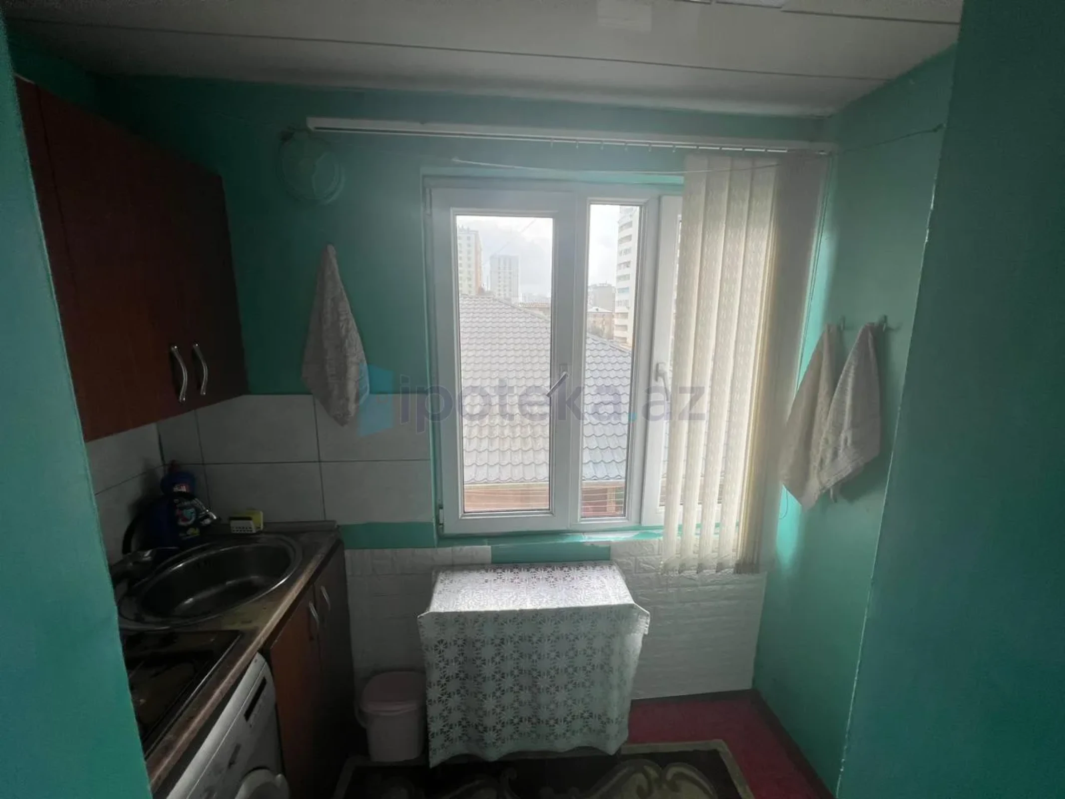 Satılır 2 otaqlı köhnə tikili 30 m²