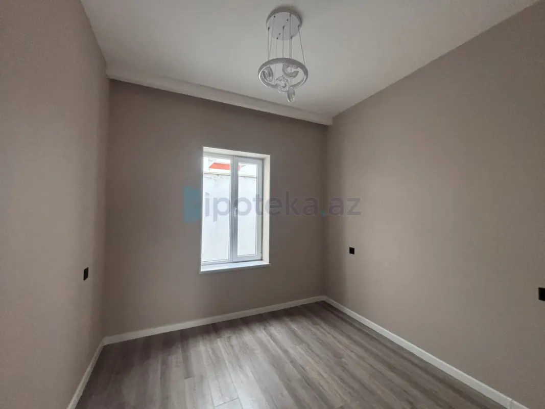 Satılır 4 otaqlı mənzil 100 m²