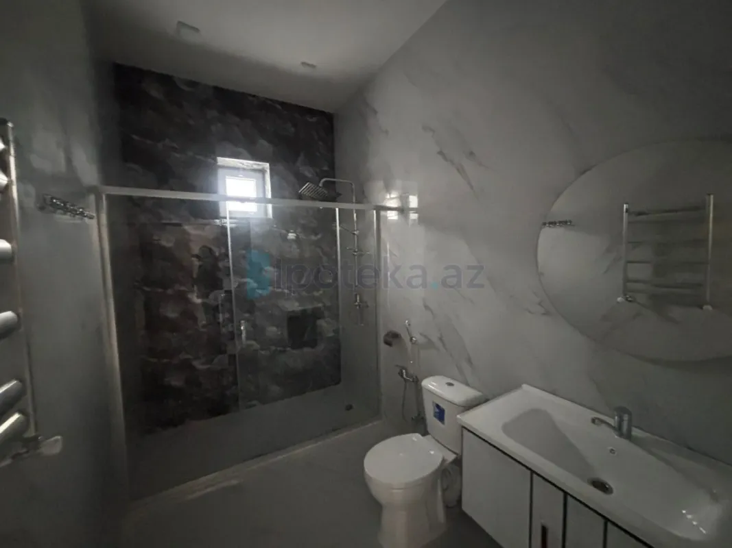 Satılır 4 otaqlı mənzil 100 m²