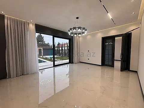 Satılır 5 otaqlı mənzil 250 m²