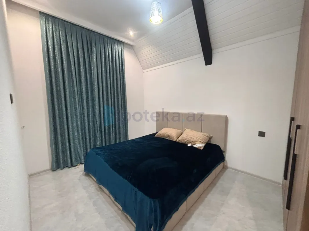 Satılır 4 otaqlı mənzil 110 m²