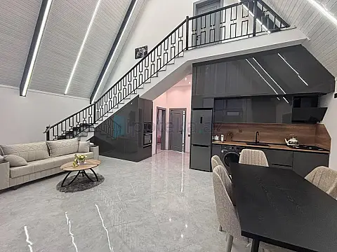 Satılır 4 otaqlı mənzil 110 m²