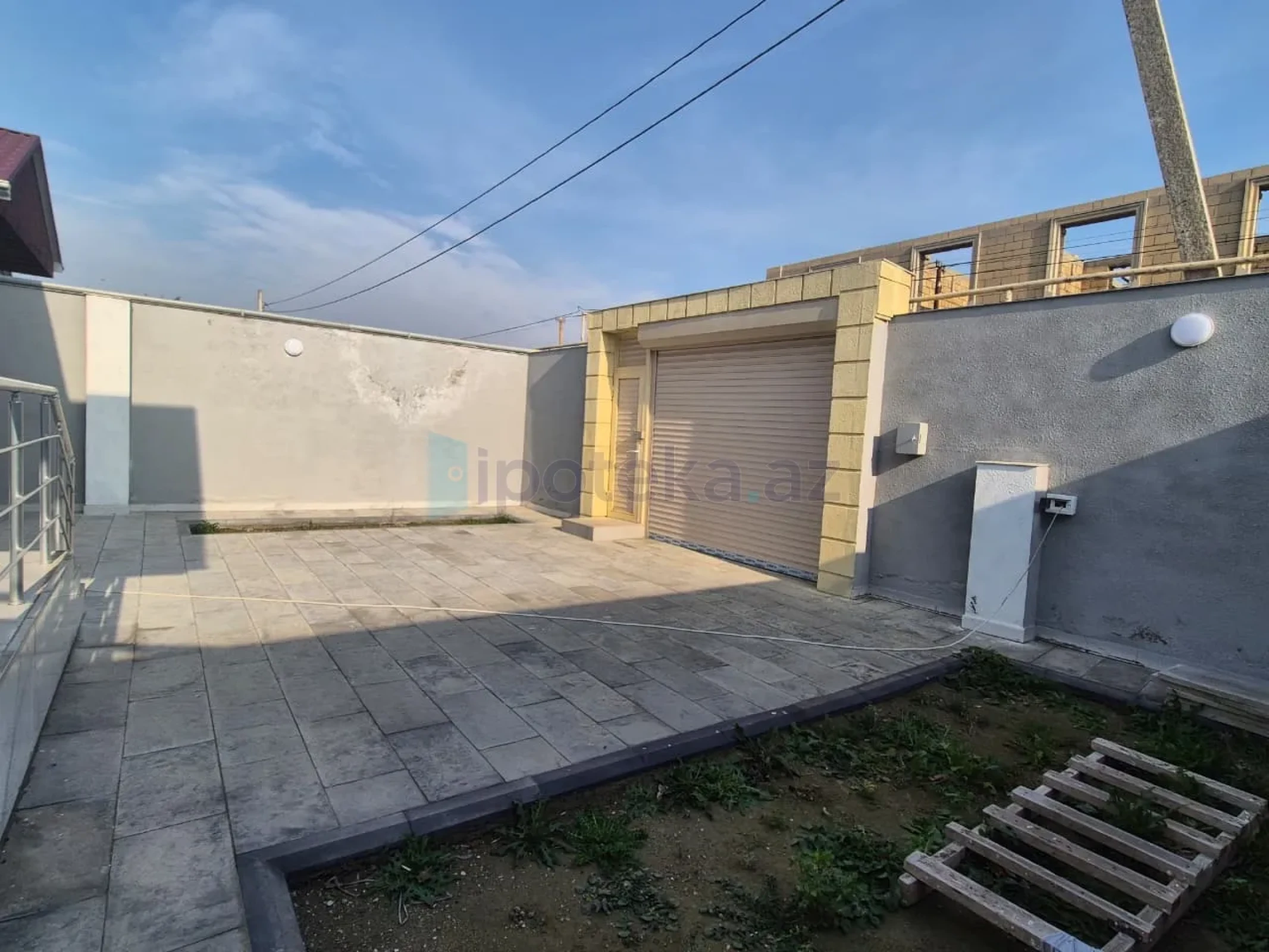 Satılır 3 otaqlı həyət evi 98 m²