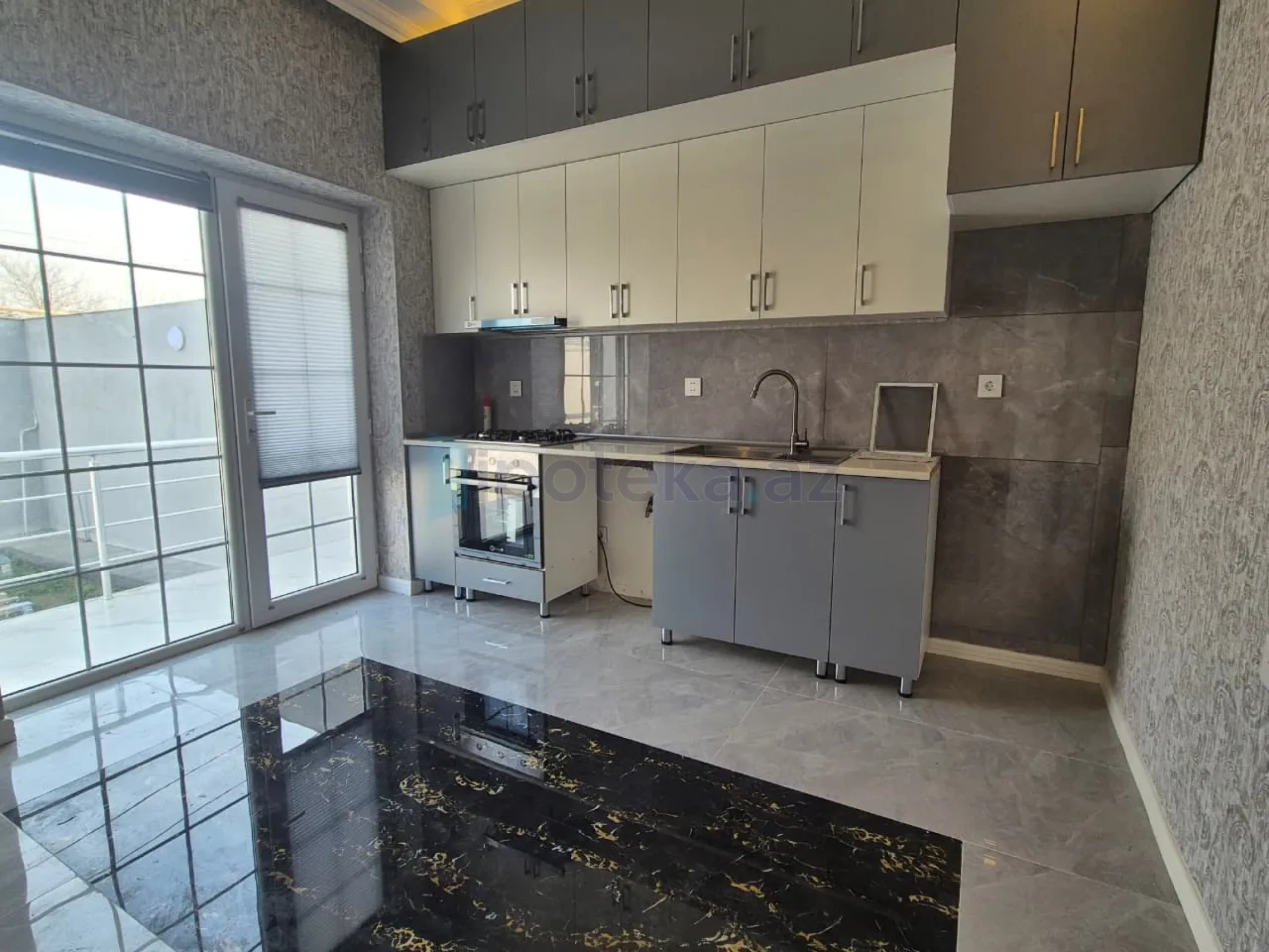 Satılır 3 otaqlı həyət evi 98 m²