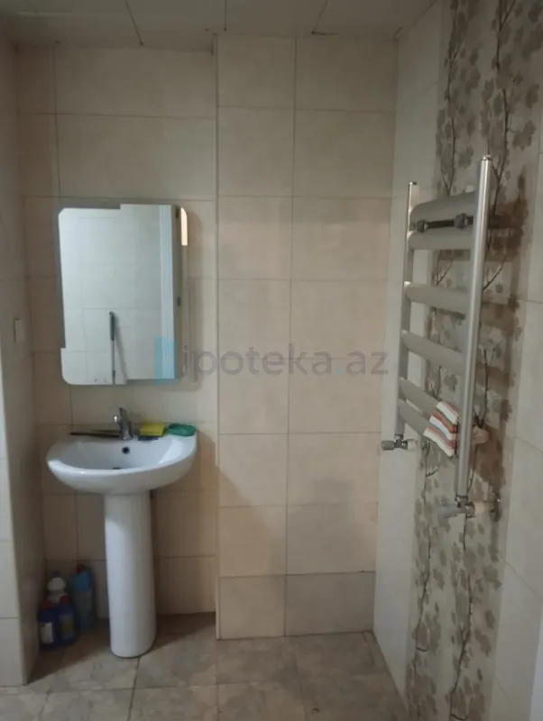 Satılır 1 otaqlı yeni tikili 44.5 m²