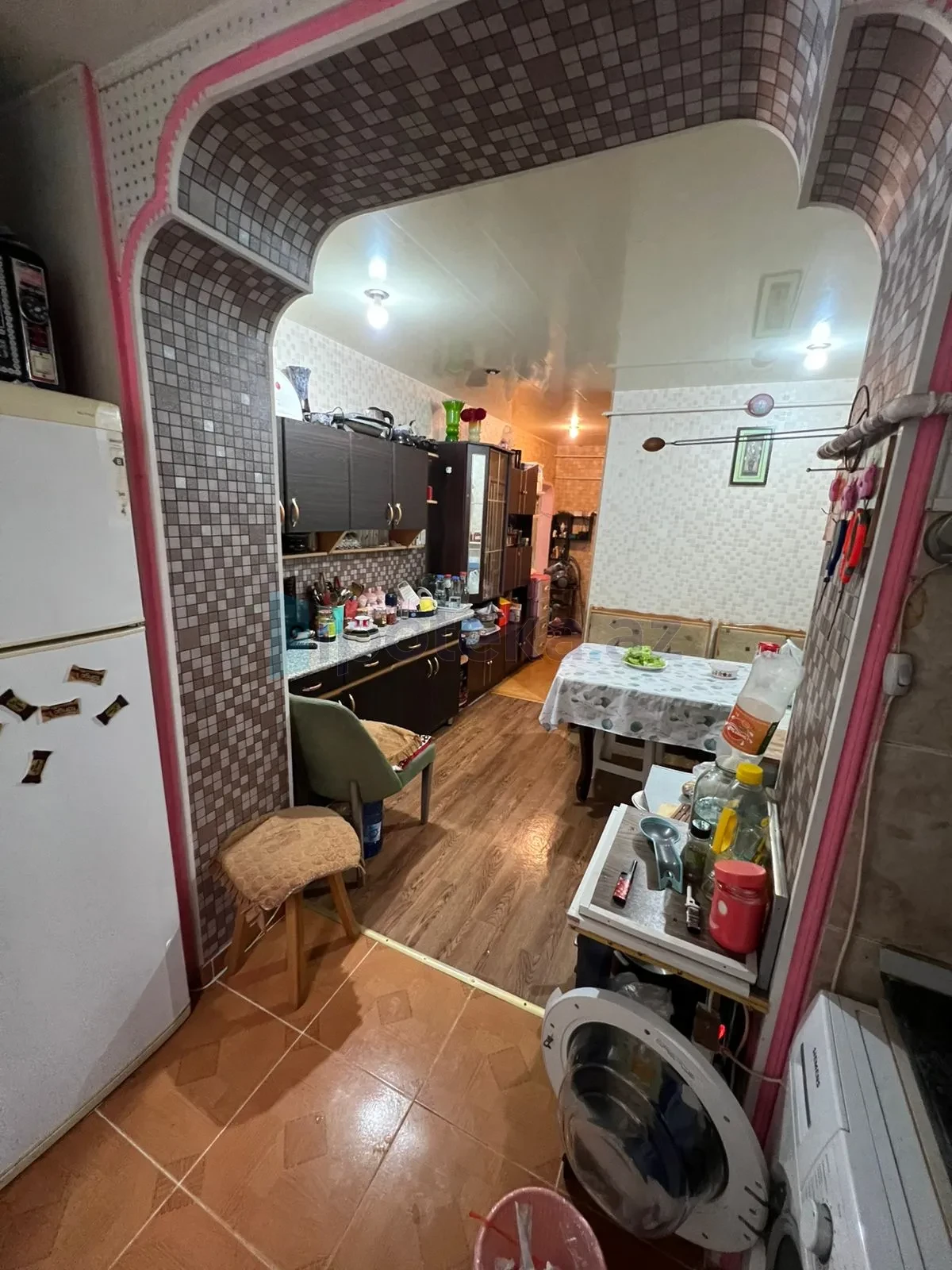Satılır 3 otaqlı köhnə tikili 75 m²