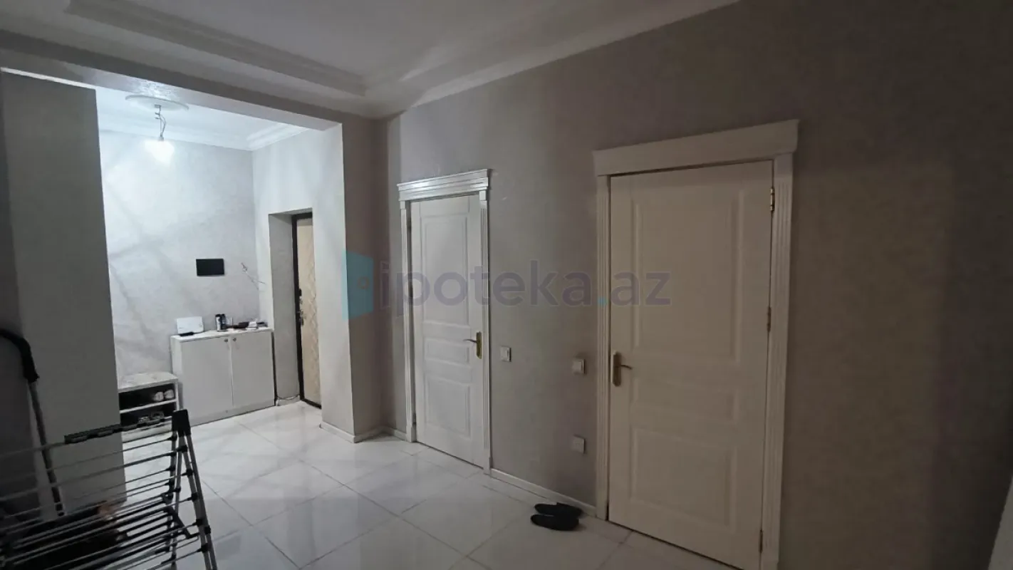 Satılır 3 otaqlı yeni tikili 105 m²