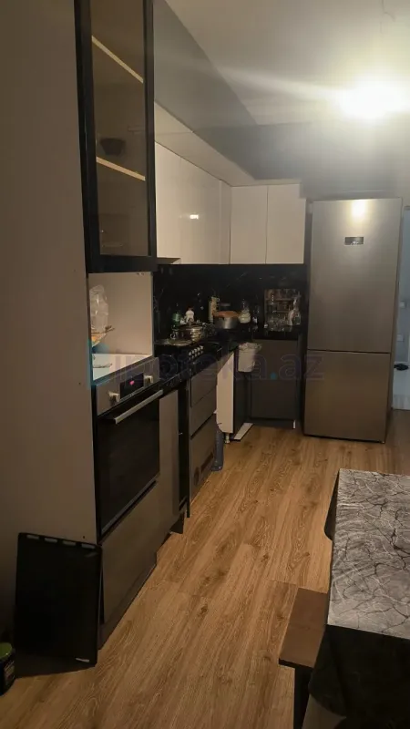 Satılır 3 otaqlı yeni tikili 105 m²