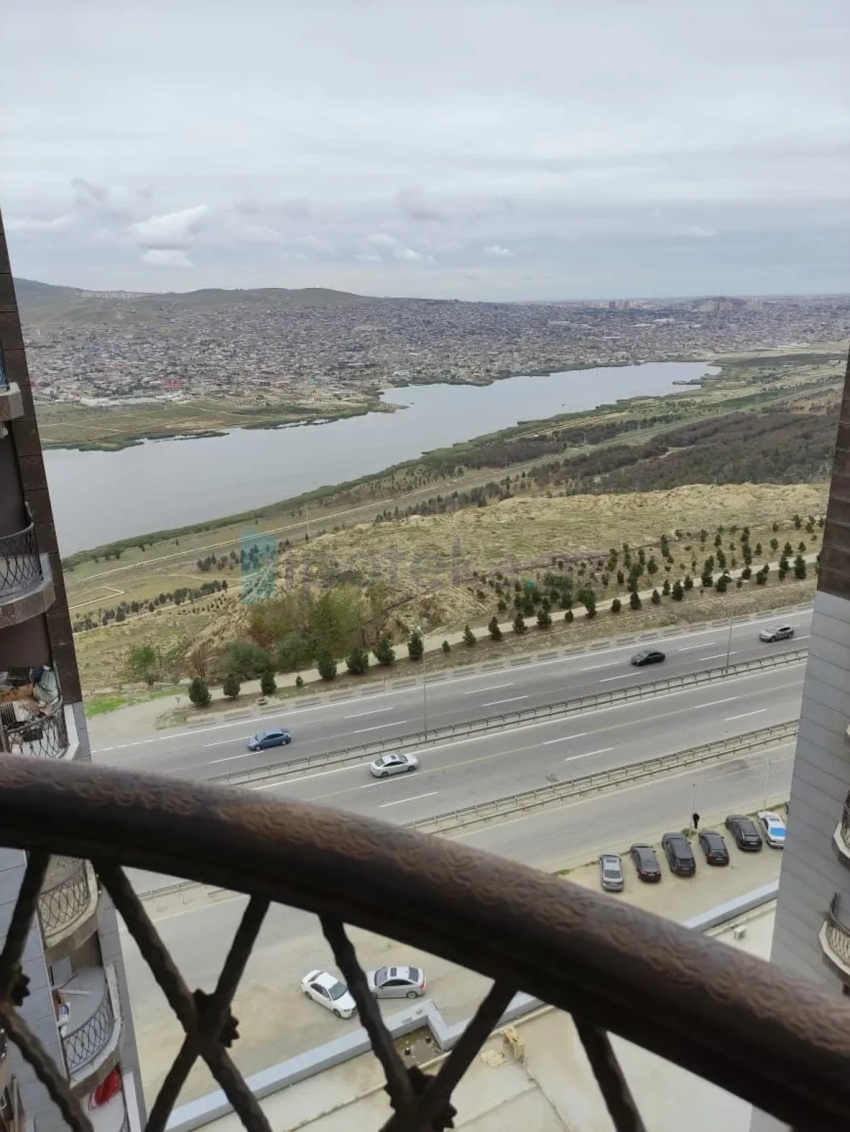 Satılır 2 otaqlı yeni tikili 57 m²