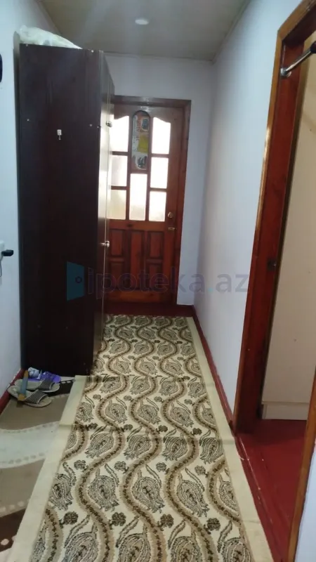 Satılır 2 otaqlı köhnə tikili 65 m²