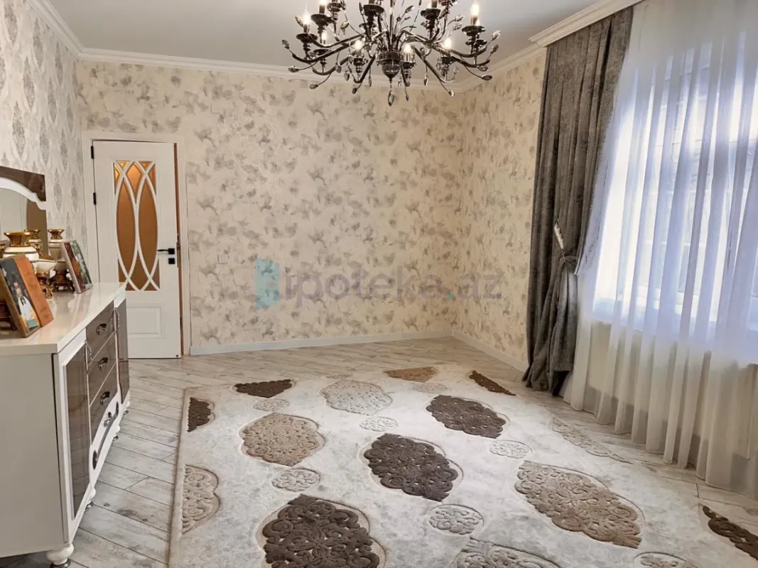 Satılır 4 otaqlı həyət evi 160 m²