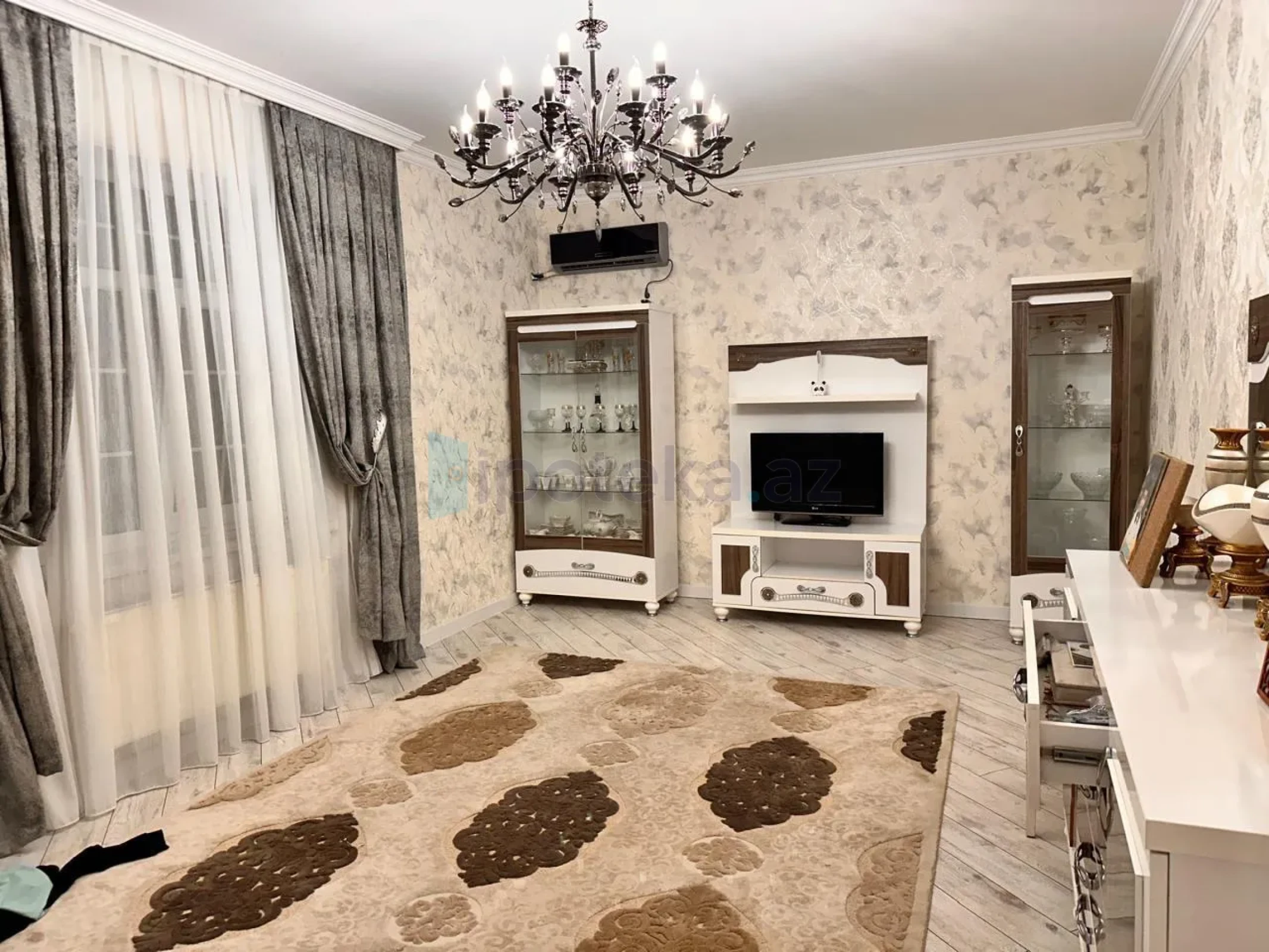 Satılır 4 otaqlı həyət evi 160 m²
