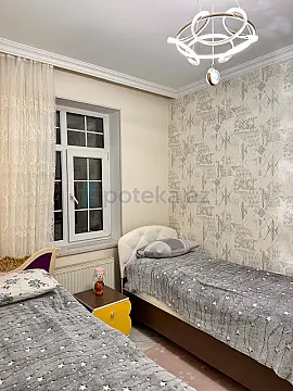 Satılır 4 otaqlı həyət evi 160 m²