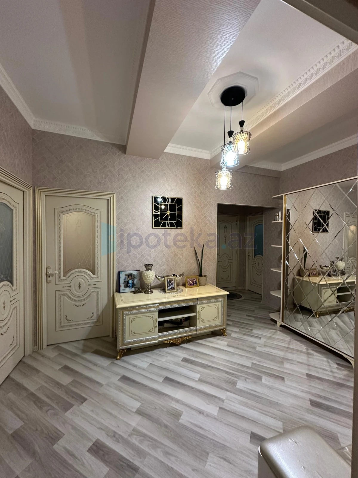 Satılır 3 otaqlı yeni tikili 89 m²