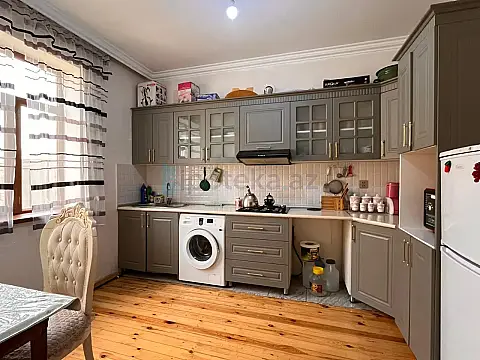 Satılır 3 otaqlı həyət evi 100 m²