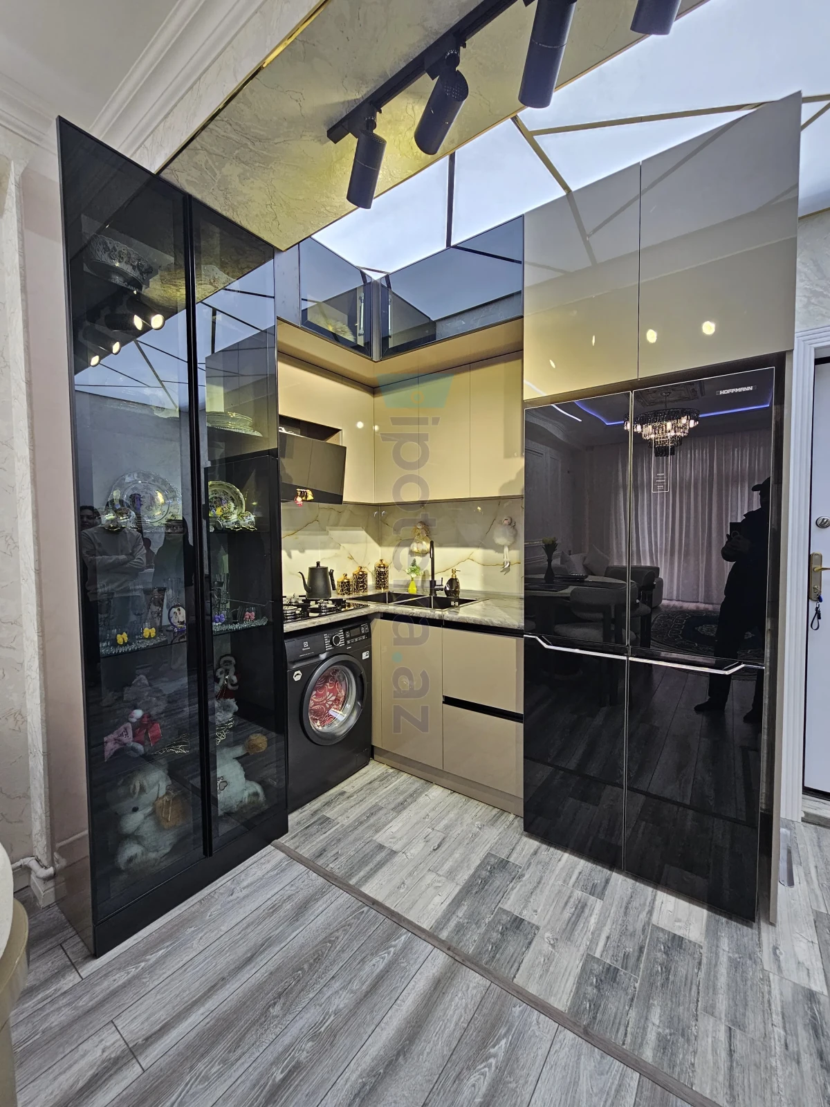 Satılır 2 otaqlı yeni tikili 55 m²