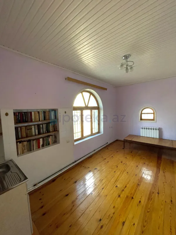 Satılır 6 otaqlı həyət evi 170 m²