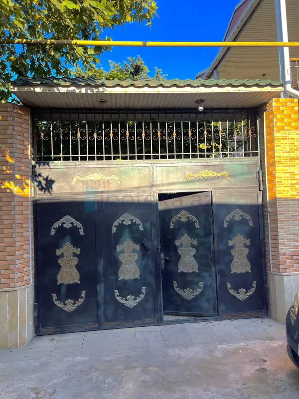 Satılır 6 otaqlı həyət evi 170 m²