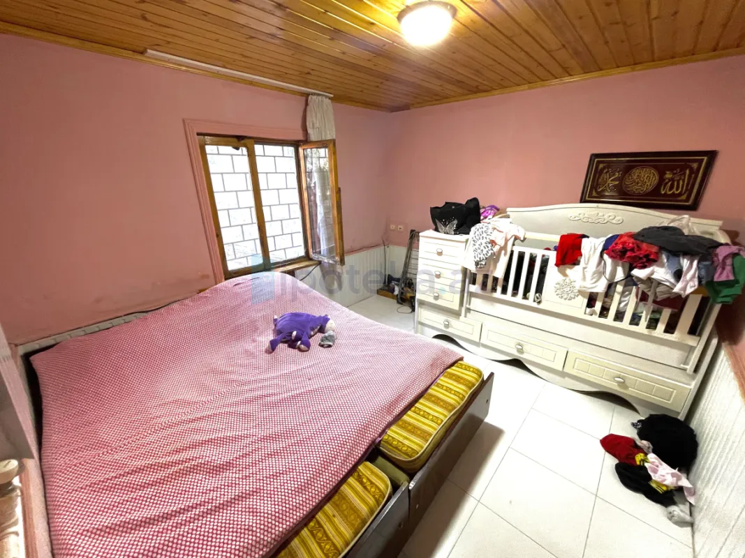 Satılır 6 otaqlı həyət evi 170 m²