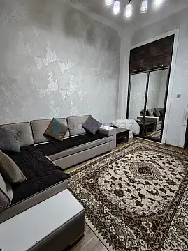 Satılır 1 otaqlı köhnə tikili 36 m²