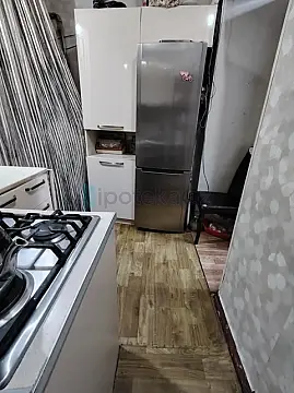 Satılır 1 otaqlı köhnə tikili 36 m²