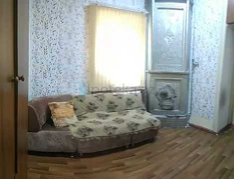Satılır 3 otaqlı köhnə tikili 70 m²