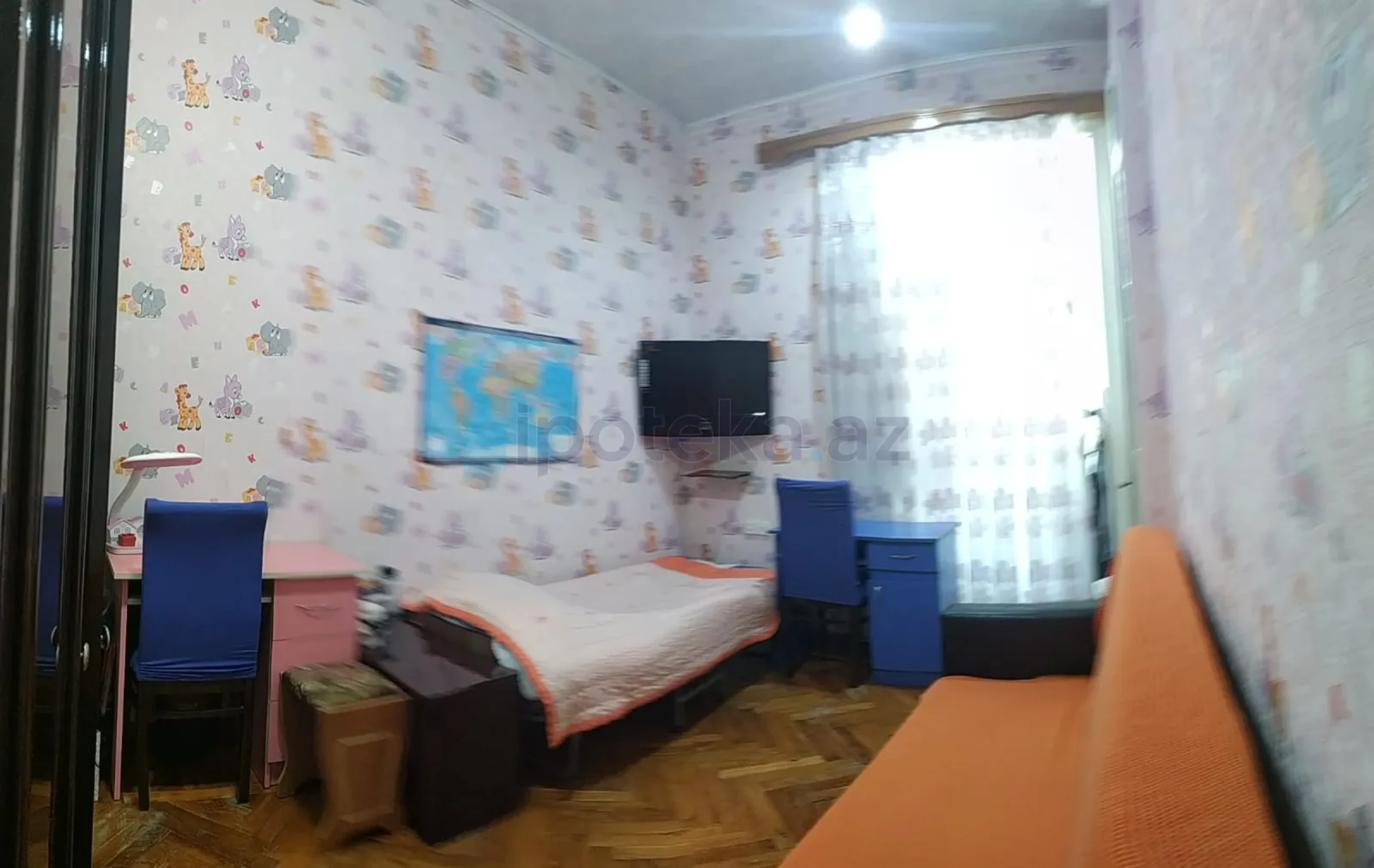 Satılır 3 otaqlı köhnə tikili 70 m²