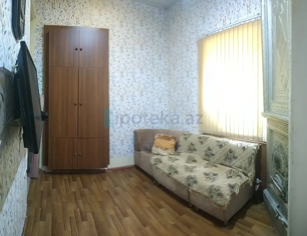 Satılır 3 otaqlı köhnə tikili 70 m²