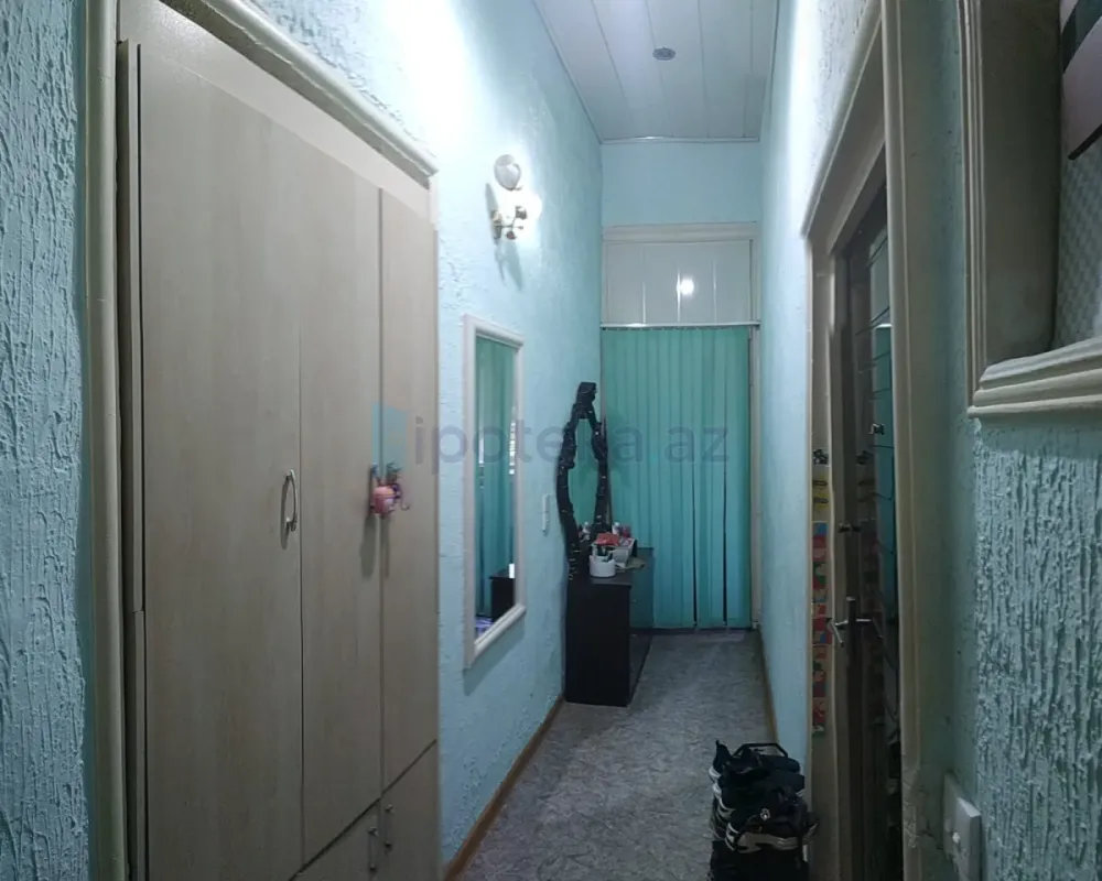 Satılır 3 otaqlı köhnə tikili 70 m²