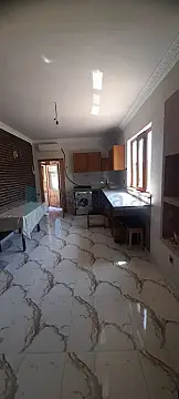 Satılır 4 otaqlı həyət evi 200 m²