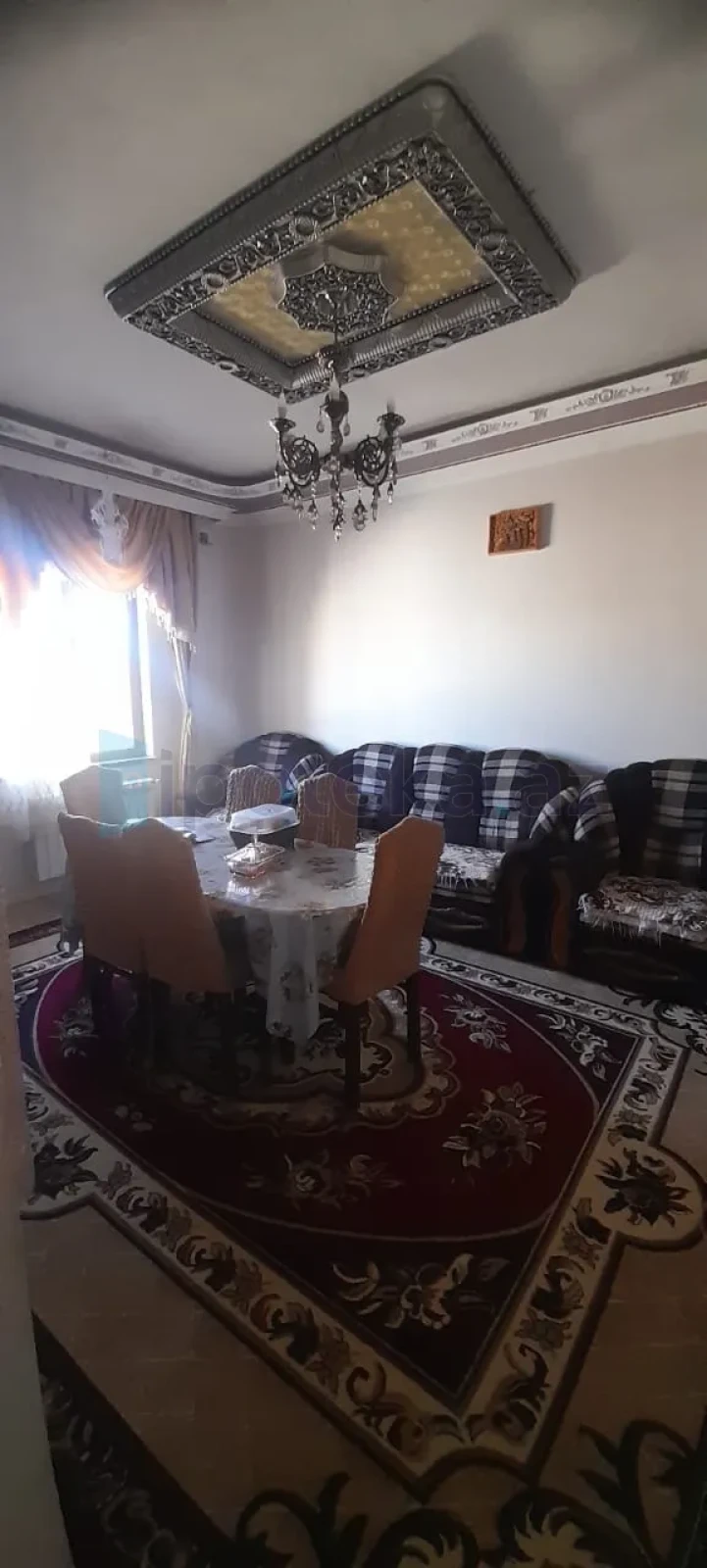 Satılır 4 otaqlı həyət evi 200 m²