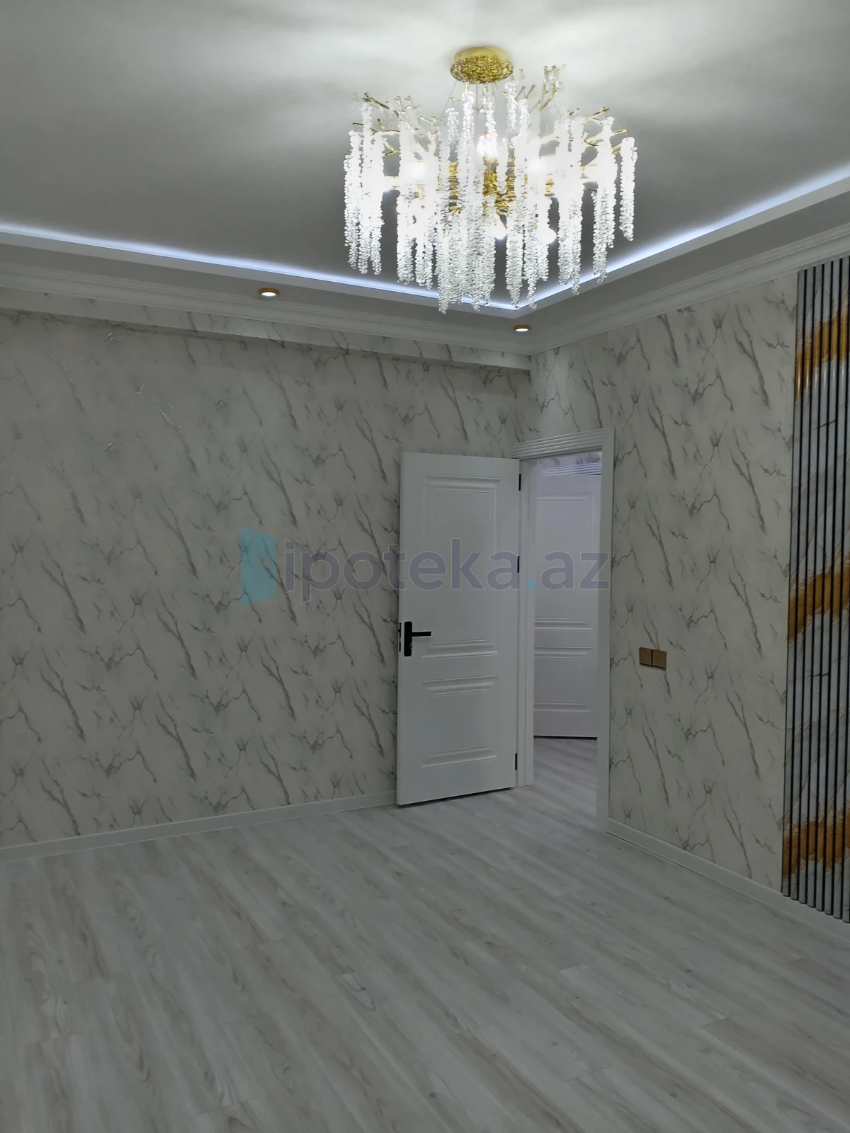 Satılır 3 otaqlı yeni tikili 95 m²