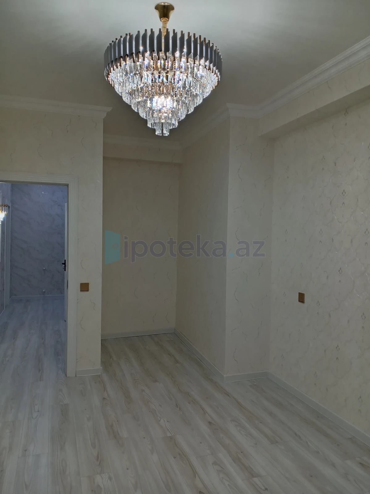Satılır 3 otaqlı yeni tikili 95 m²