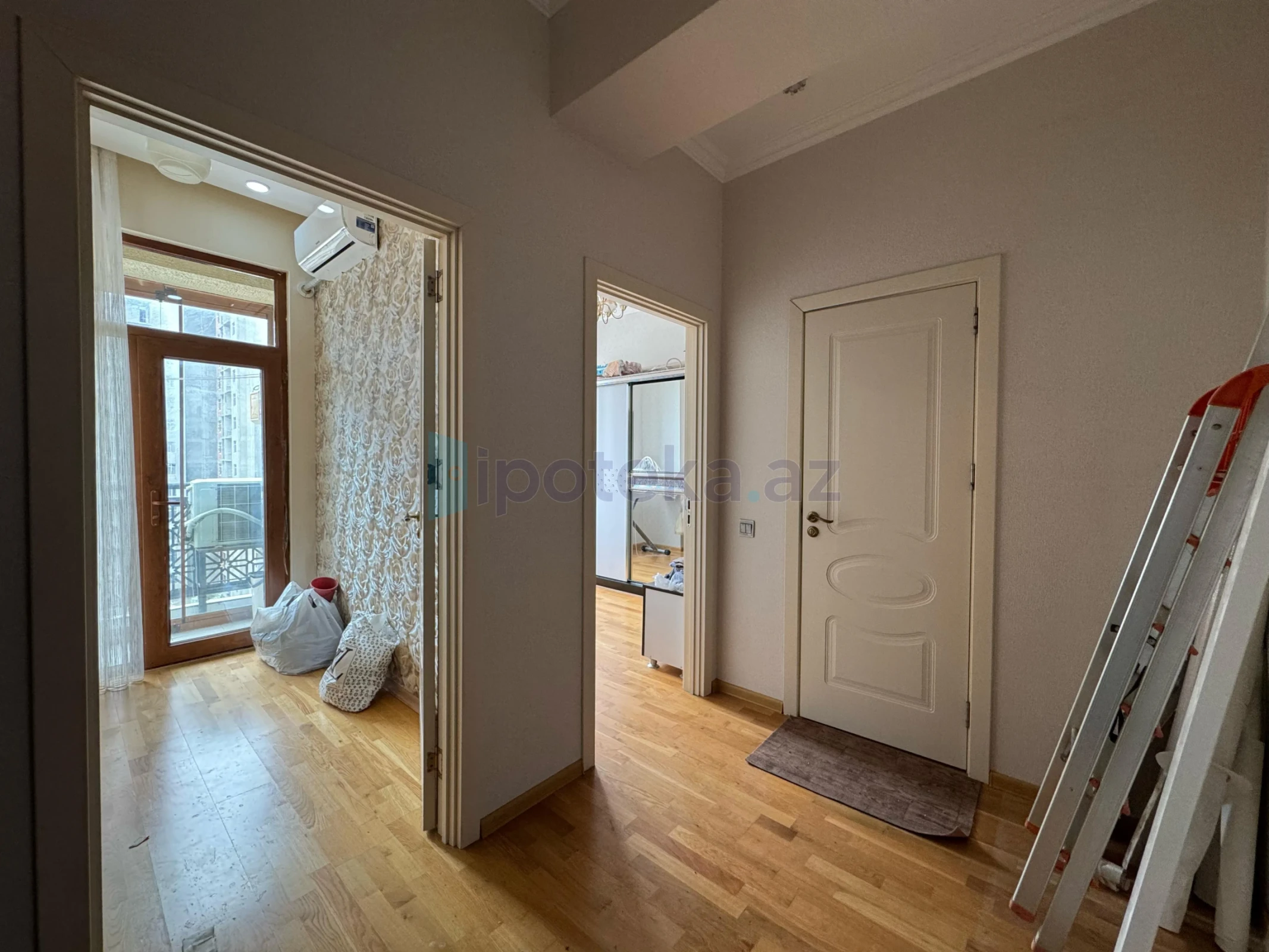 Satılır 2 otaqlı yeni tikili 55 m²