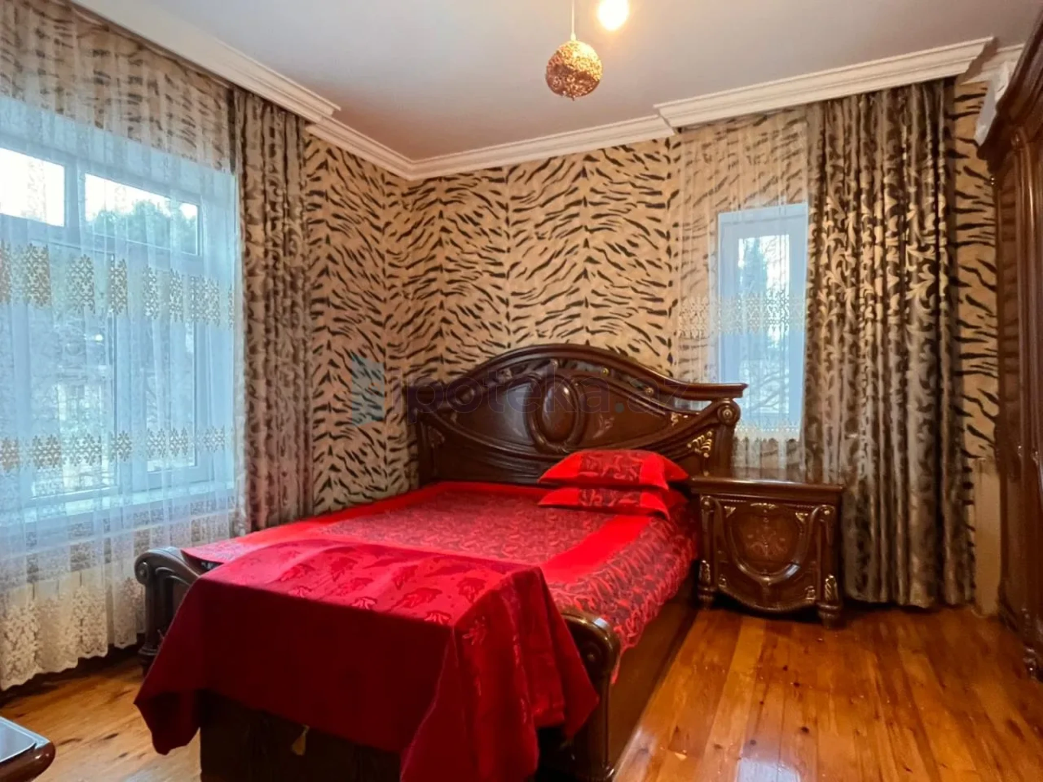 Satılır 4 otaqlı həyət evi 135 m²