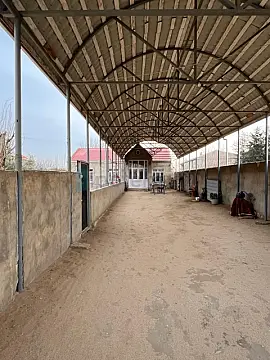 Satılır 4 otaqlı həyət evi 135 m²