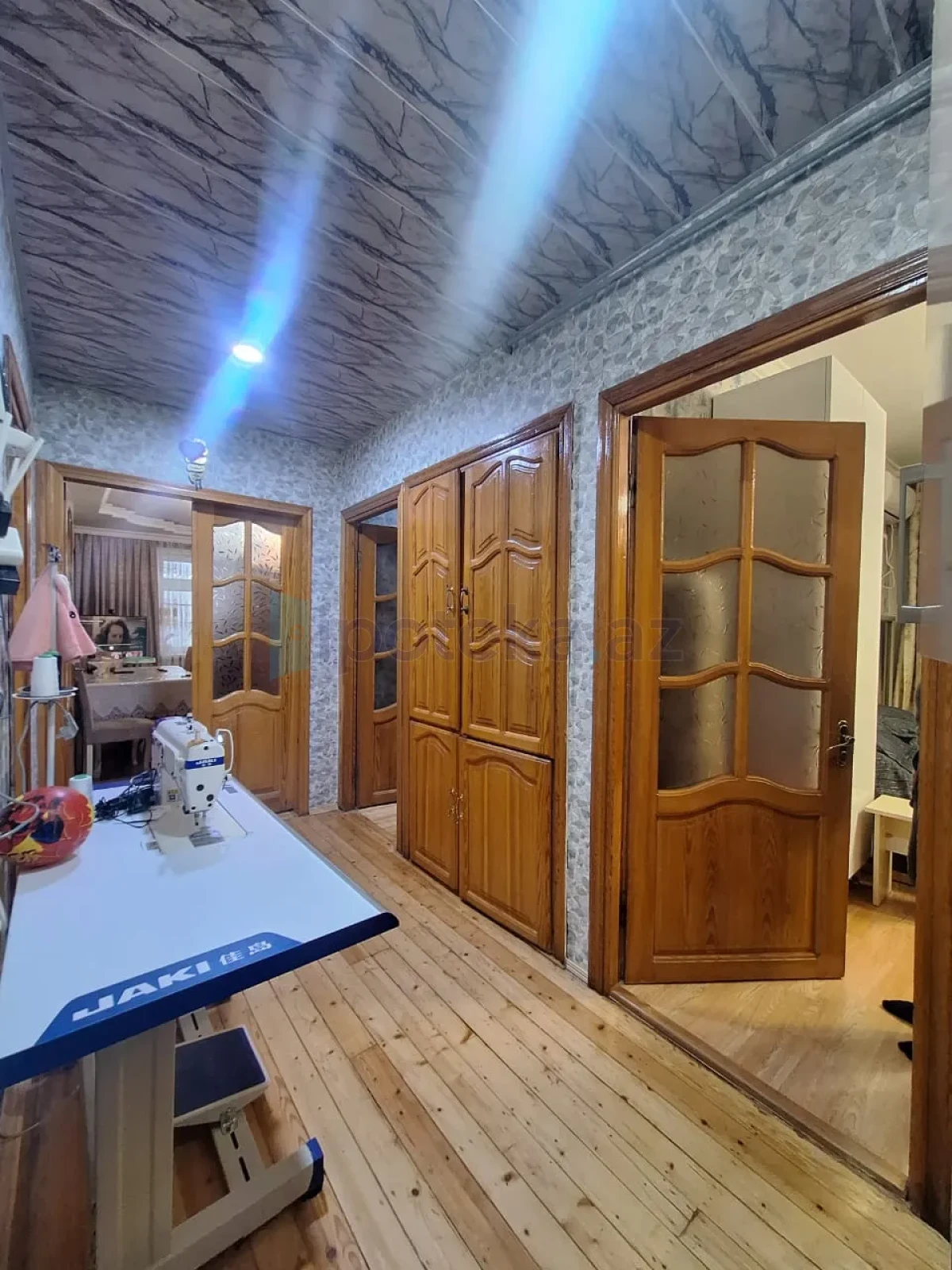 Satılır 3 otaqlı köhnə tikili 70 m²