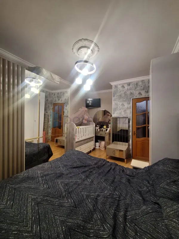 Satılır 3 otaqlı köhnə tikili 70 m²