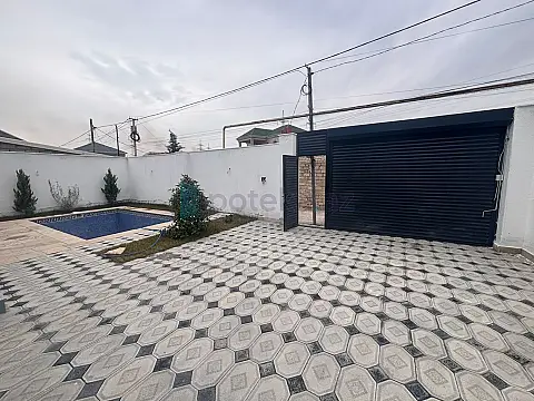 Satılır 3 otaqlı mənzil 130 m²