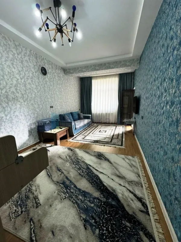 Satılır 2 otaqlı yeni tikili 75 m²