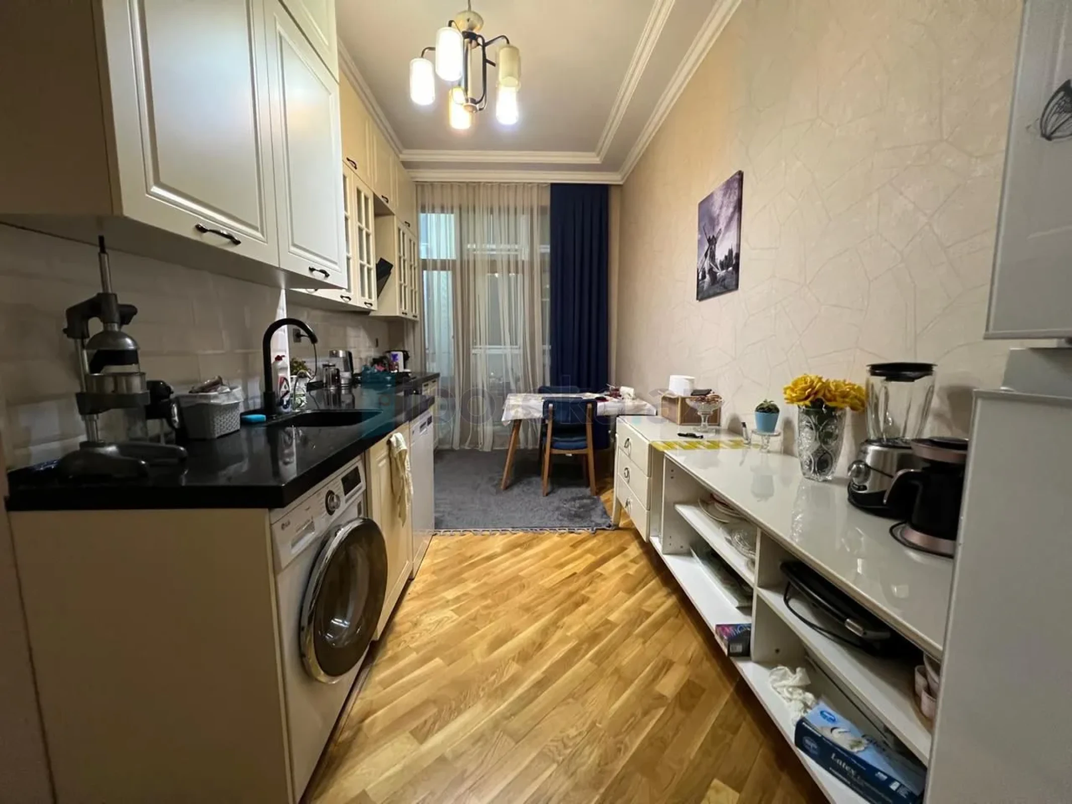 Satılır 3 otaqlı yeni tikili 100 m²