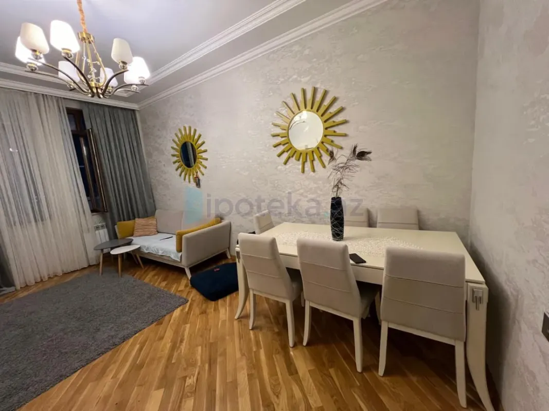 Satılır 3 otaqlı yeni tikili 100 m²