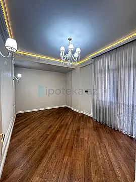 Satılır 4 otaqlı yeni tikili 140 m²