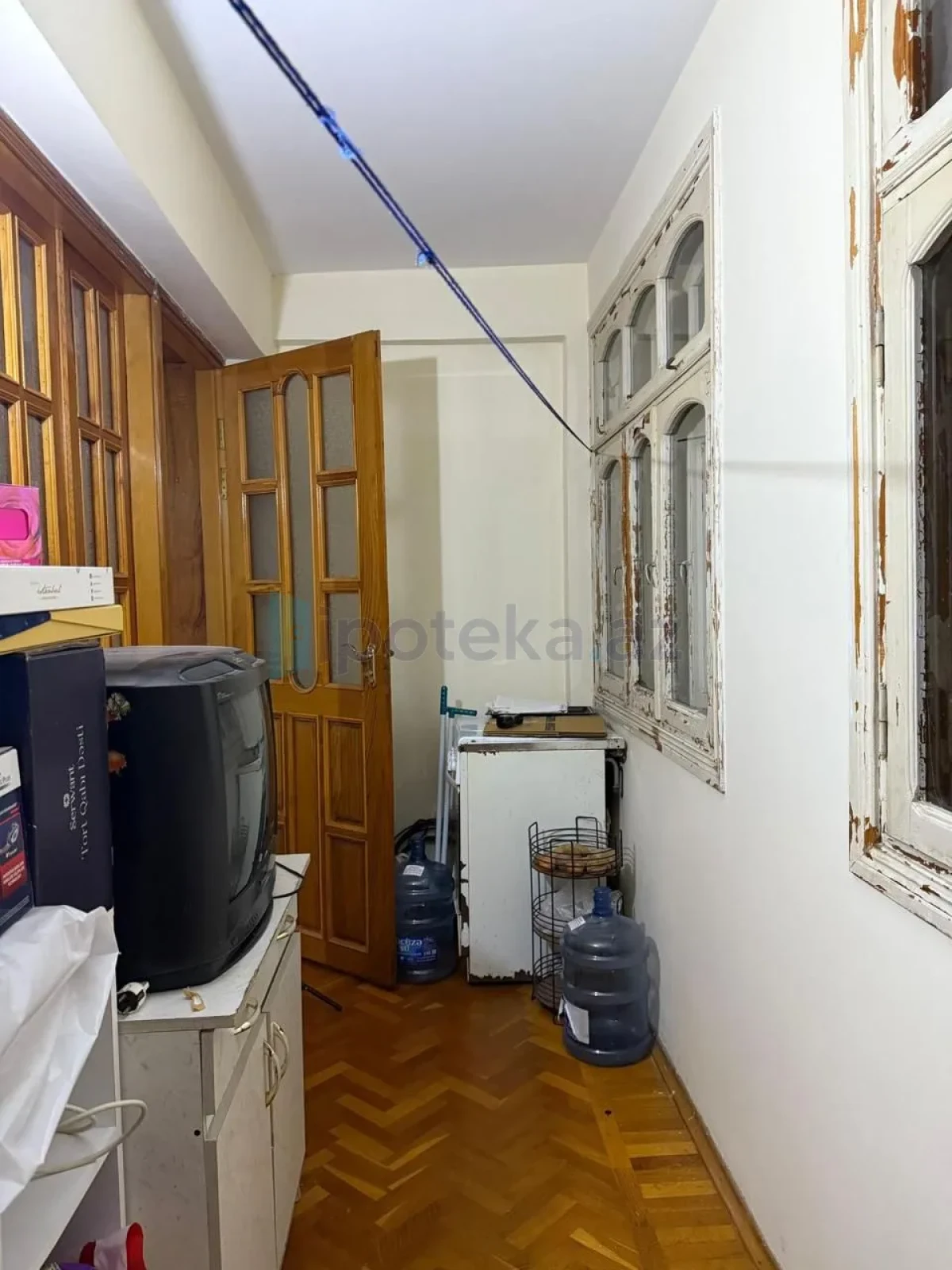 Satılır 2 otaqlı köhnə tikili 80 m²